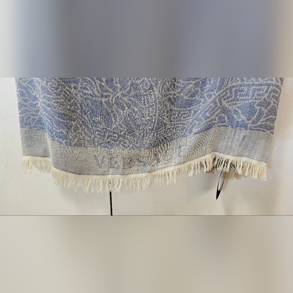 Gianni Versace Medusa Wool Blend Scarf With Fringe Blue Brand New With Tags - Picture 5 of 9